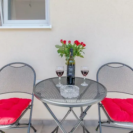 Corrado Apartment Split